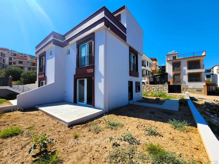 Seferihisar Atatürk’te Full Deniz Manzaralı, Sıfır, Köşe Satılık 3+1 Villa! 🌊
