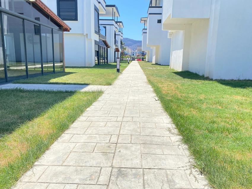 Doğanbey De Tek Mustakil Havuzlu Geniş Bahçeli Satılık 3+1 Villa