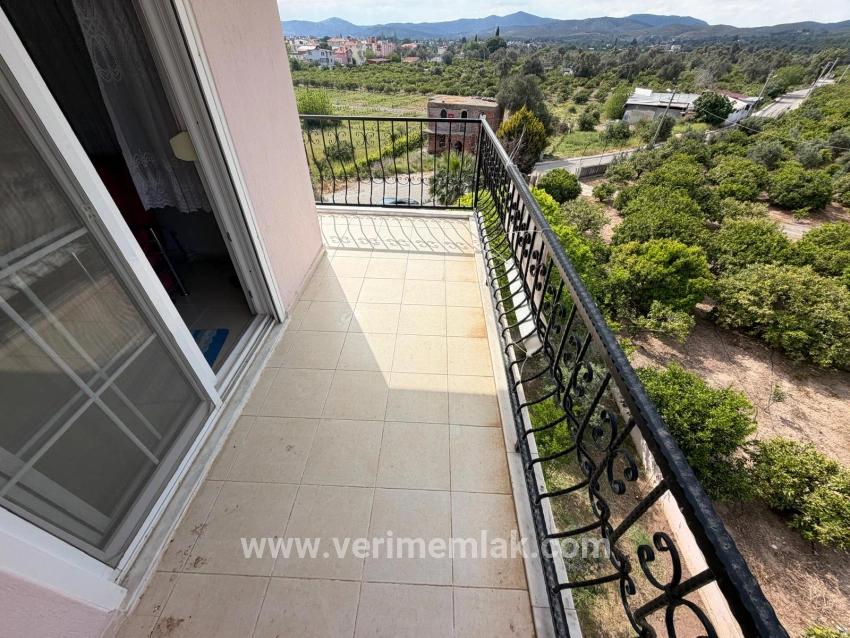 Seferihisar Mersin Alanı'nda, Full Eşyalı, Kapalı Otoparklı Satılık 2+1 Daire
