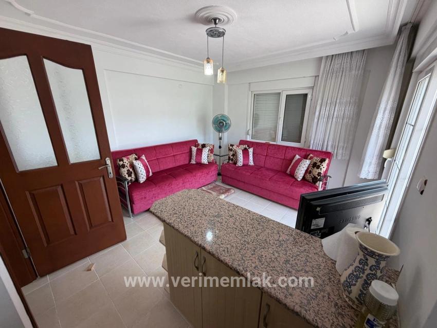 Seferihisar Mersin Alanı'nda, Full Eşyalı, Kapalı Otoparklı Satılık 2+1 Daire