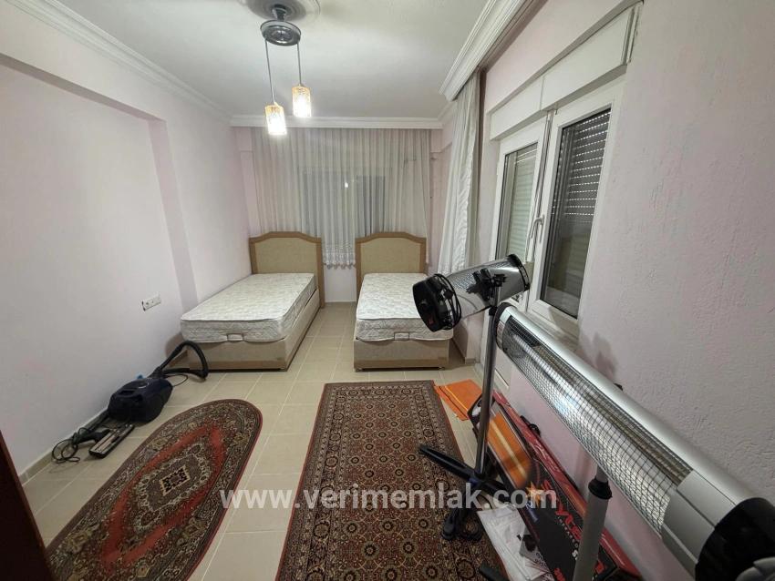 Seferihisar Mersin Alanı'nda, Full Eşyalı, Kapalı Otoparklı Satılık 2+1 Daire
