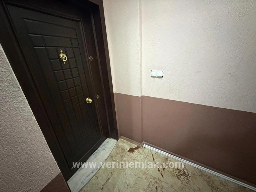 Seferihisar Mersin Alanı'nda, Full Eşyalı, Kapalı Otoparklı Satılık 2+1 Daire