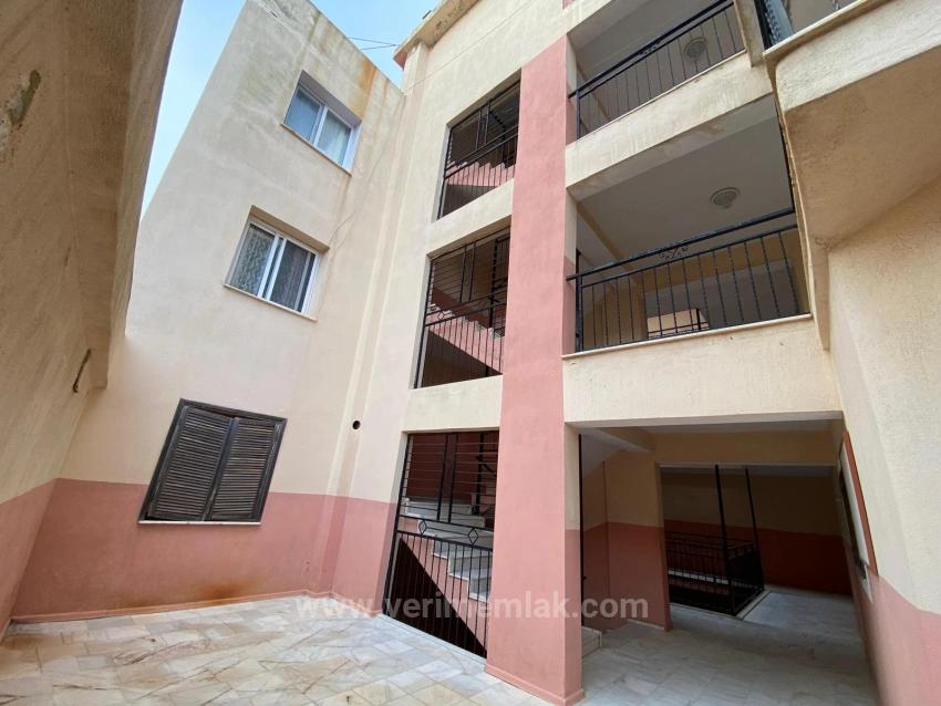 Seferihisar Mersin Alanı'nda Denize 250M Masrafsız, Geniş Satılık 2+1 Ara Kat!