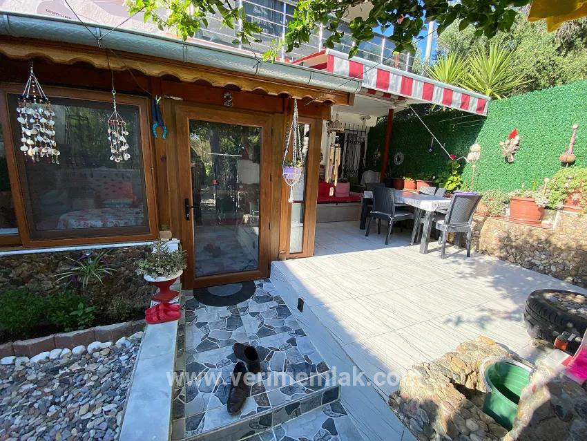 Seferihisar Ürkmez Mersin Alanı Mah. Satılık 2+1 Daire - 100 m²