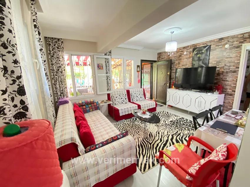 Seferihisar Ürkmez Mersin Alanı Mah. Satılık 2+1 Daire - 100 m²