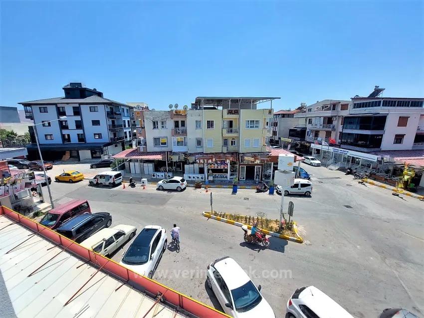 Seferihisar Bengiler'de Denize 300M, Alışverişe 50M Mesafede Masrafsız 2+1 Daire