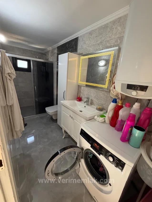 Seferihisar Cumhuriyet'te Denize 650M, 4+1 Geniş Bahçeli Lüks Satılık Villa!