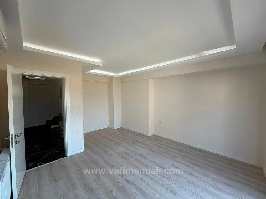 İzmir/Gümüldür'de Denize Sıfır Tek Müstakil Havuzlu Ultra Lüx Villa
