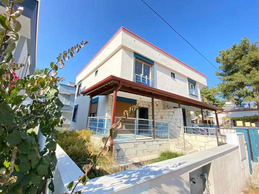 Seferihisar Doğanbey Payamlı Mah. Satılık 2+1 Villa - 150 m²