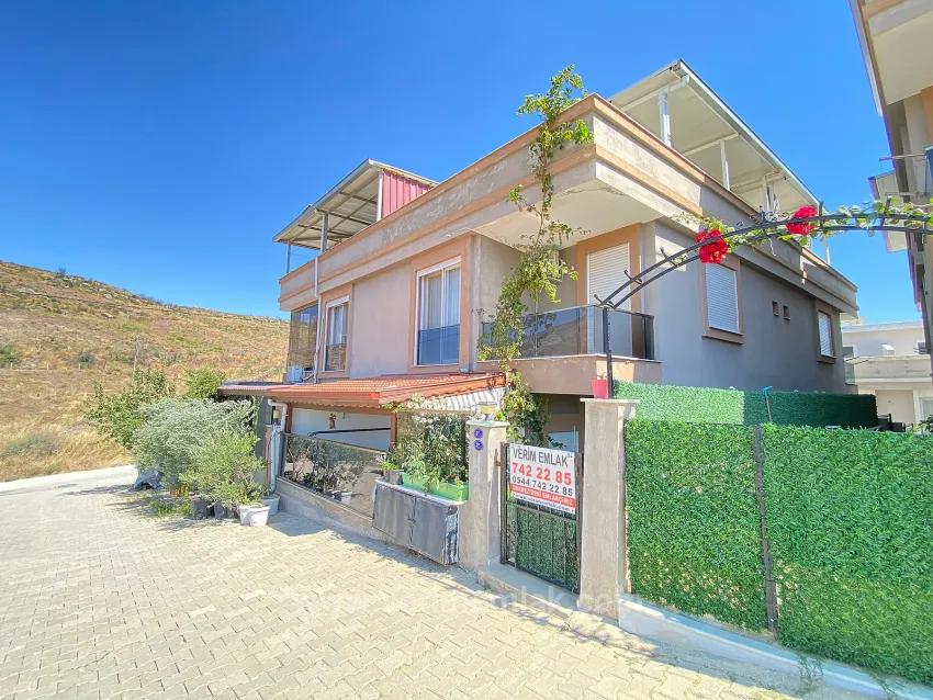 Seferihisar Doğanbey Payamlı Mah. Satılık 3+1 Villa - 135 m²