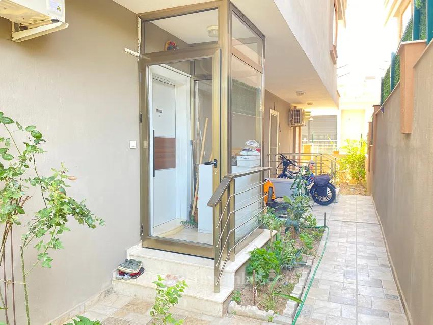 Seferihisar Payamlı'da, Isı Pompalı, Masrafsız Müstakil Köşe Satılık 3+1 Villa