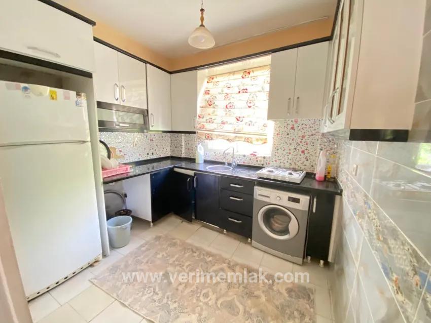 Seferihisar Mersinalanı'nda denize 350m, net 100m² ferah 2+1 günlük daire