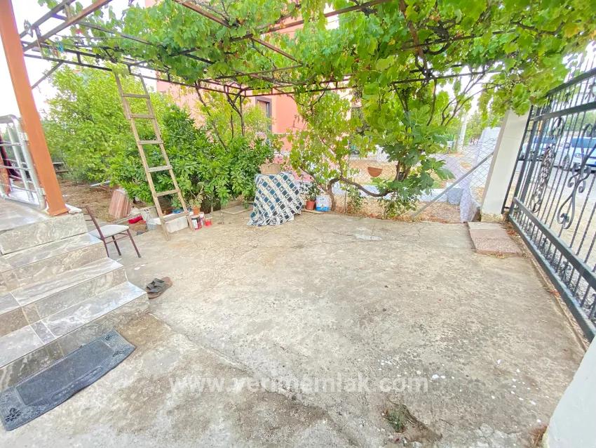 Seferihisar Atatürk Mah.’de full deniz manzaralı tam müstakil satılık 4+1 Villa