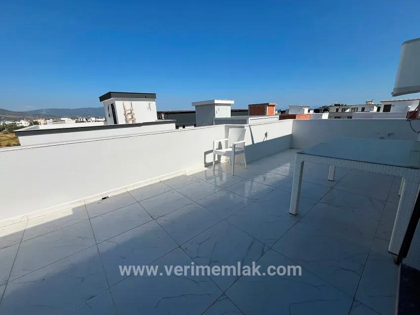 Seferihisar İncisi, Doğanbey'de Havuzlu Ultra Lüks Satılık 3+1 Villa