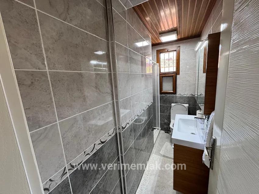 Seferihisar Doğanbey Cumhuriyet Mah. Satılık 3+1 Villa - 220 m²