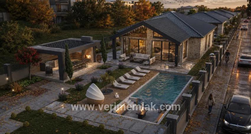 Doğanın Huzuru, Modern Mimarinin Konforu ve Mahremiyetin Satılık 3+1 Villa