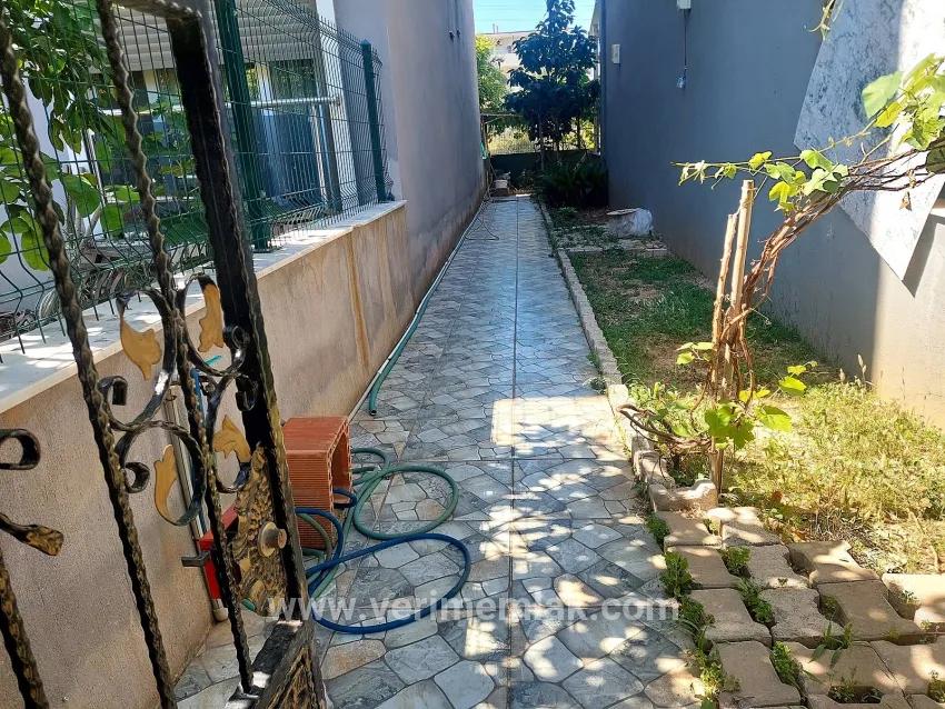 İzmir Seferihisar Ürkmez merkeze yakın satılık 1+1 daire