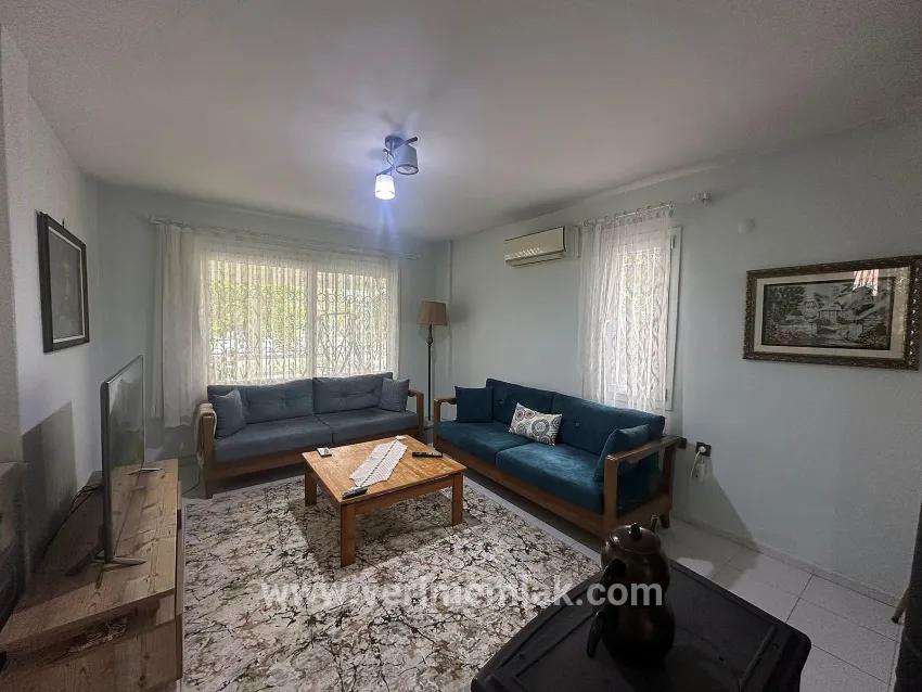 Menderes Gümüldür İnönü Mah. tek Müstakil, Havuzlu Satılık 3+1 Villa
