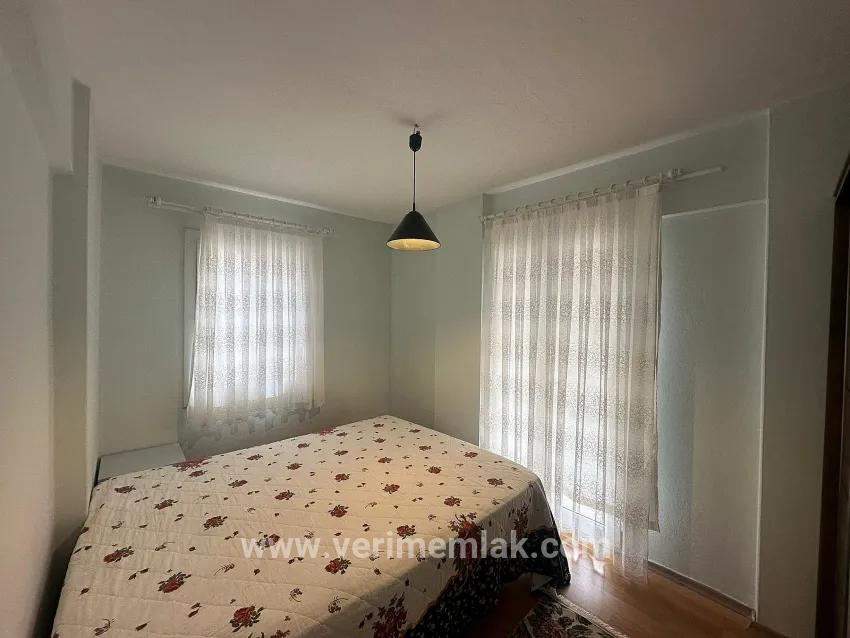 Menderes Gümüldür İnönü Mah. tek Müstakil, Havuzlu Satılık 3+1 Villa
