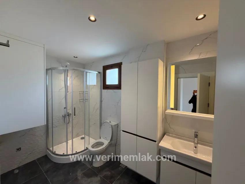 Menderes Gümüldür İnönü Mah.de Seçkin Site İçinde | Havuzlu Satılık 3+1 Villa