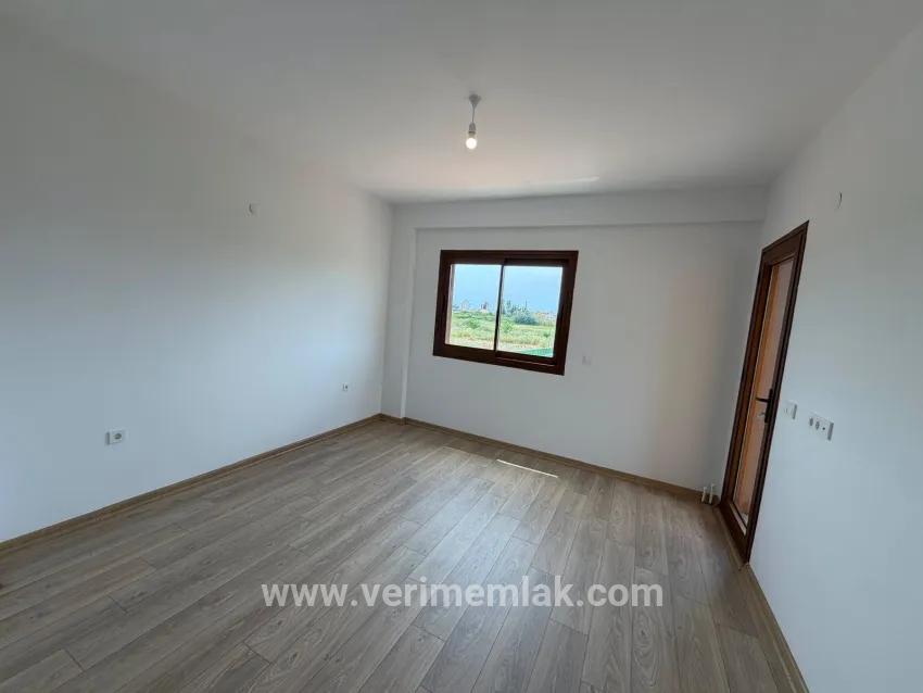 Menderes Gümüldür İnönü Mah.de Seçkin Site İçinde | Havuzlu Satılık 3+1 Villa