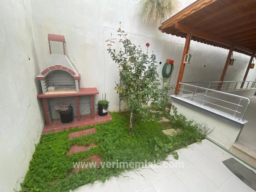 Menderes Çukuraltı Mah. Özdere'de Satılık 2+1 Bahçe Katı Daire