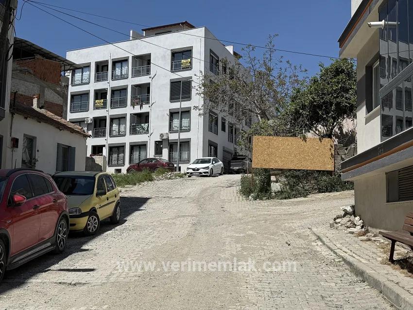 Seferihisar Hıdırlık Mah. Satılık 2+1 Daire - 93 m²