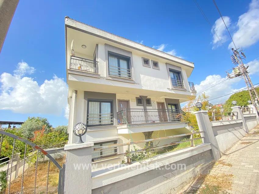 Seferihisar Ürkmez Mersin Alanı Mah. Satılık 3+1 Villa - 150 m²