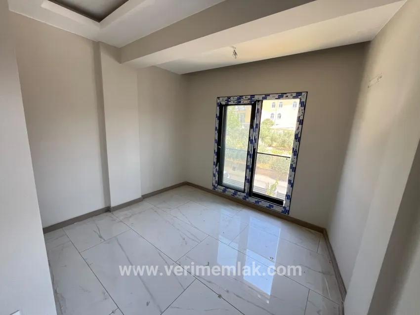 Menderes Özdere Çukuraltı Mah. Satılık 3+1 Villa - 150 m²