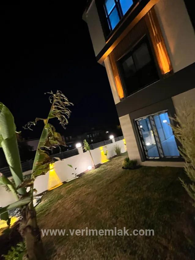 Menderes Özdere Çukuraltı Mah. Satılık 3+1 Villa - 150 m²