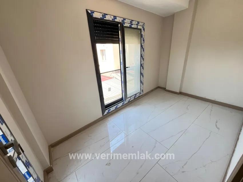 Menderes Özdere Çukuraltı Mah. Satılık 3+1 Villa - 150 m²