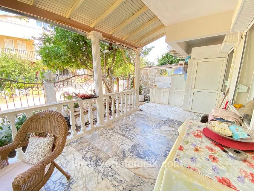 Seferihisar Ürkmez Bengiler Mah. Satılık 4+1 Villa - 170 m²
