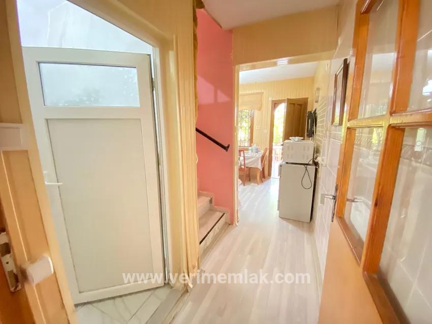 Seferihisar Ürkmez Bengiler Mah. Satılık 3+1 Villa - 150 m²