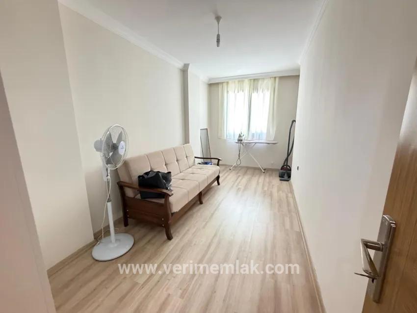 Seferihisar Ürkmez Mersin Alanı Mah. Satılık 2+1 Daire - 160 m²
