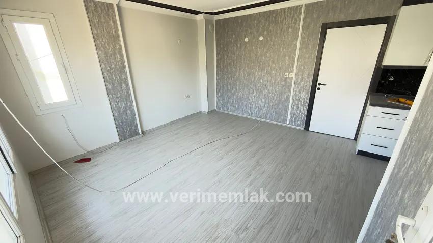 Menderes Özdere Çukuraltı Mah. Satılık 4+2 Daire - 200 m²