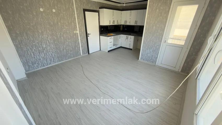 Menderes Özdere Çukuraltı Mah. Satılık 4+2 Daire - 200 m²