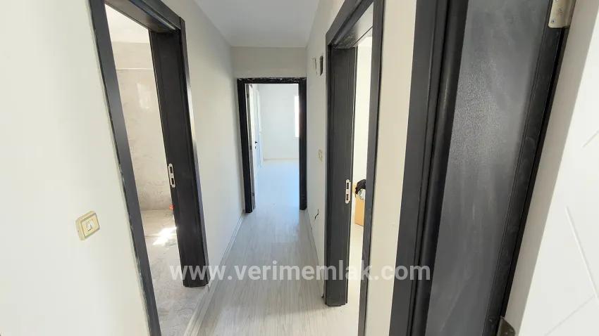 Menderes Özdere Çukuraltı Mah. Satılık 4+2 Daire - 200 m²