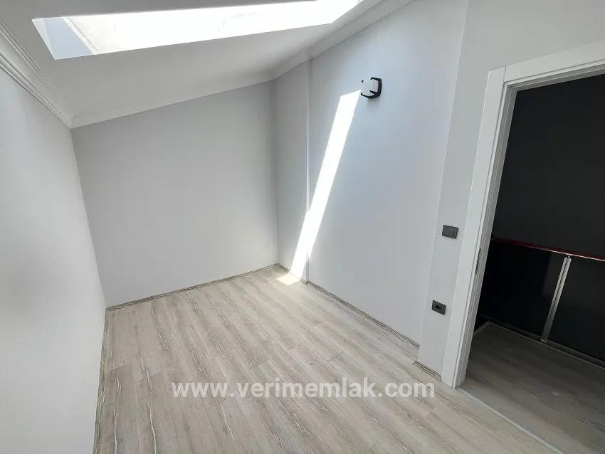 Menderes Özdere Orta Mah. Satılık 2+1 Daire - 165 m²