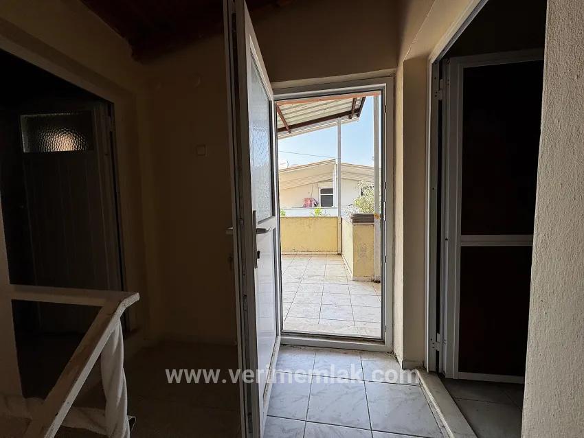 Seferihisar Doğanbey Cumhuriyet Mah. Satılık 3+1 Villa - 150 m²