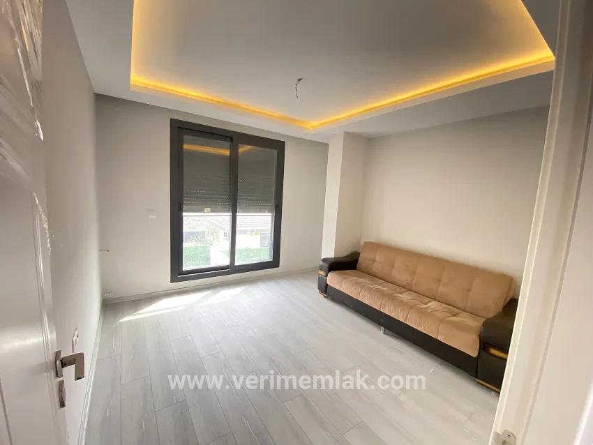 Seferihisar Tepecik Mah. Satılık 4+1 Villa - 256 m²