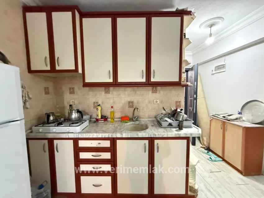 Seferihisar Ürkmez Mersin Alanı Mah. Satılık 2+1 Daire - 75 m²