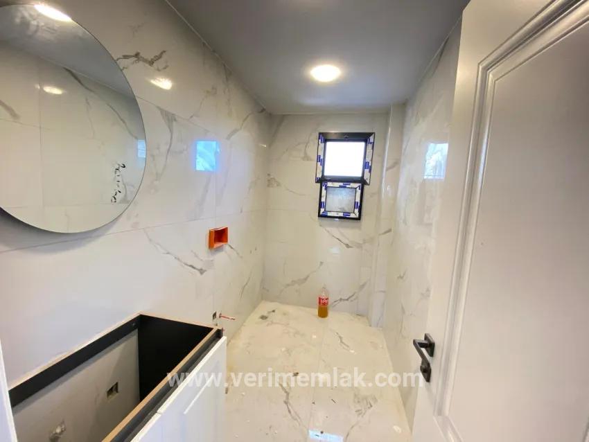 Menderes Gümüldür Gümüldür Fevzi Çakmak Mah. Satılık 2+1 Daire - 80 m²