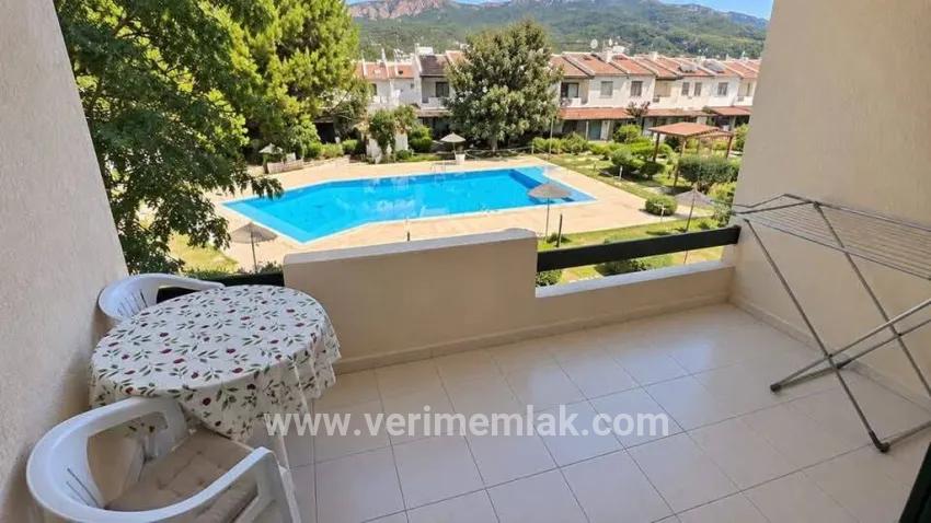 Menderes Özdere Orta Mah. Satılık 3+1 Villa - 150 m²