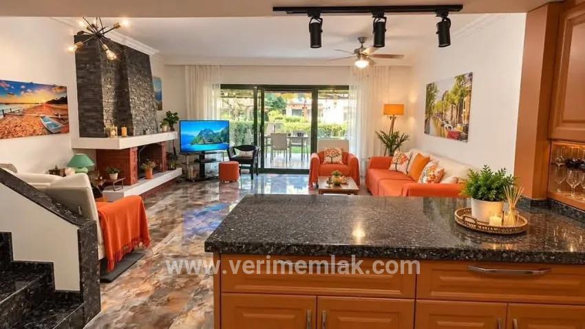 Menderes Özdere Orta Mah. Satılık 3+1 Villa - 150 m²