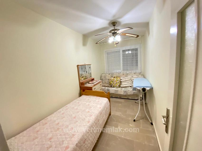 Doğanbey De Deniz Yakın Siteiçinde Satılık 4+1 Villa