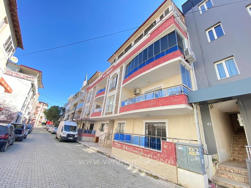 Ürkmezde Denize 150M2 Geniş Ferah Satılık 2+1 Daire