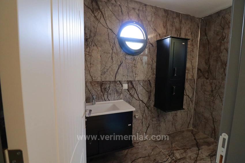 Seferihisar Ürkmezde Denize Tarafında Satılık 3+1 Villa