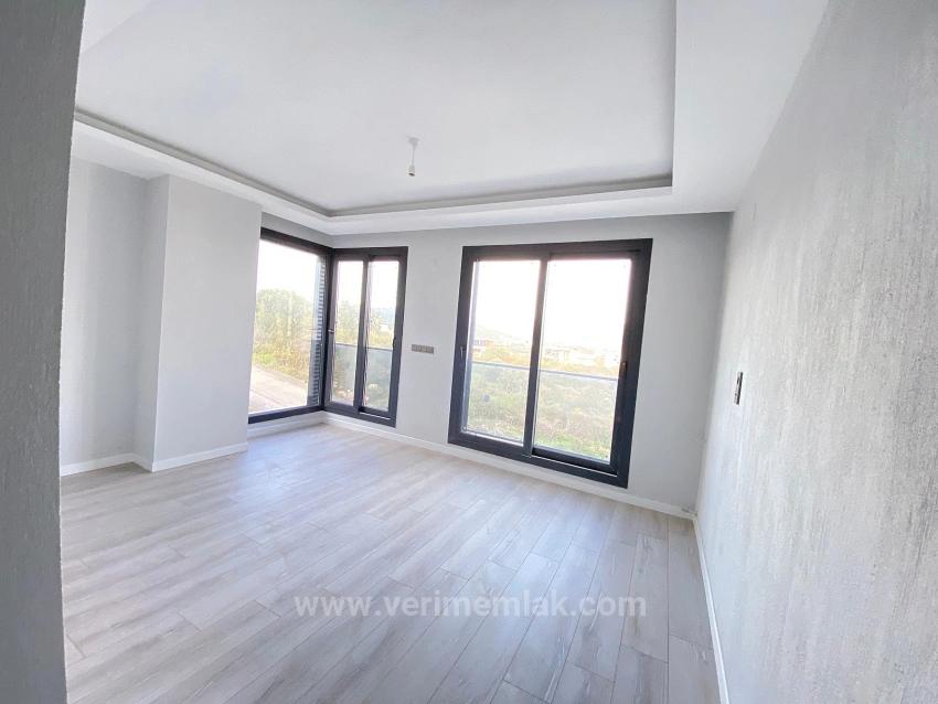 Doğanbey De Full Deniz Lokasyonu Harika Satılık 2+1 Yazlık