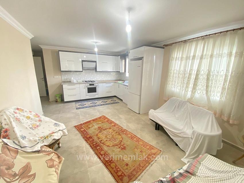 Ürkmez De Denize 100M Komple Bina Müstakil Satılık 7+3 Daireler