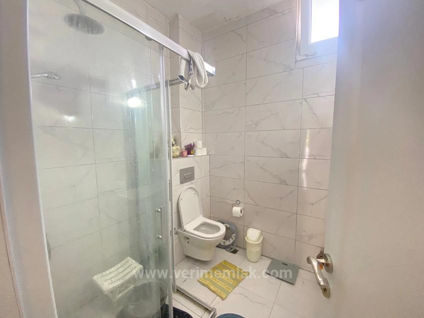 Ürkmez De Denize 100M Komple Bina Müstakil Satılık 7+3 Daireler